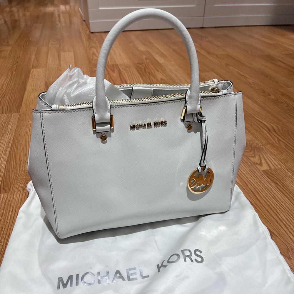 Michael Kors Leather Shoulder Bag